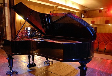 Fortepian Bechstein po renowacji